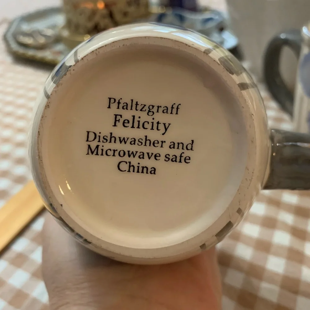 Pfaltzgraff Blue Floral Mugs Set - Picture 4 of 11